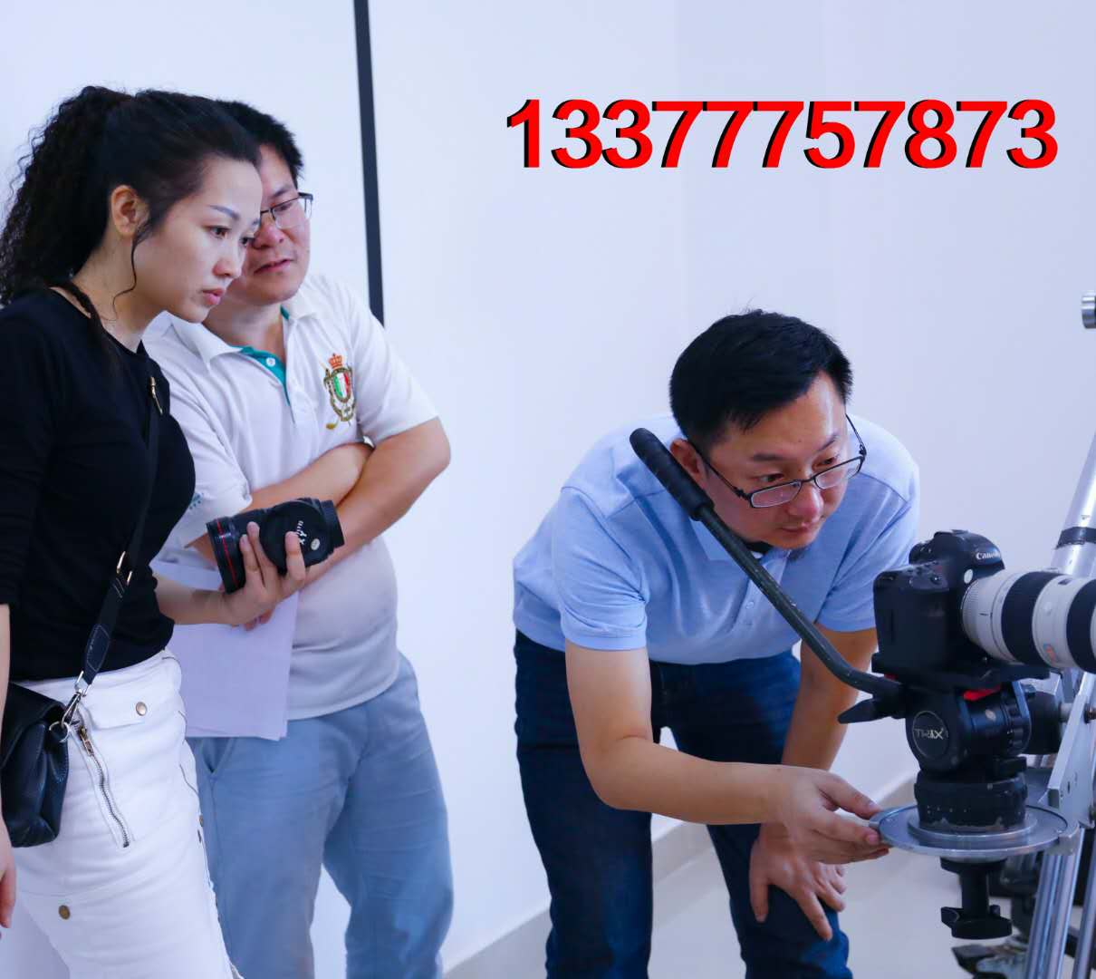 深圳鞋业宣传片拍摄坪山视频制作-巨画谱写脚踏实地的坚持