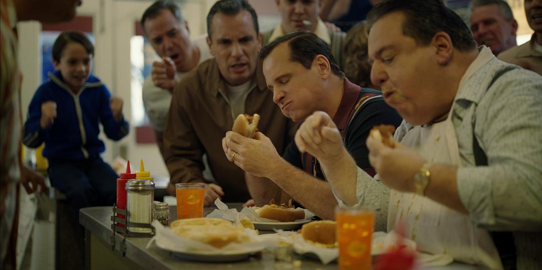 10分钟巡厅一次、有关部门“微服私访”，疫情防控下影院和影迷因饮食打起了“游击战”？