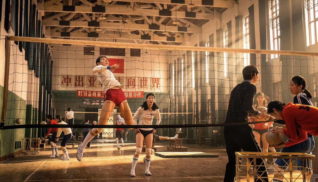 《夺冠》票房已破3亿，国庆长假开始后黄渤+巩俐还会是观众首选吗？