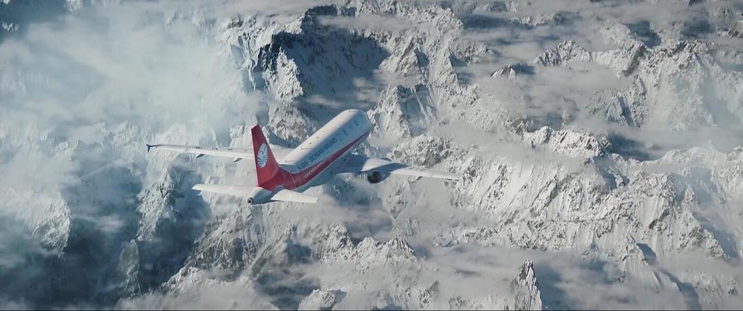 《中国机长》全面赶超，国庆开画的票房冠军又有悬念了？