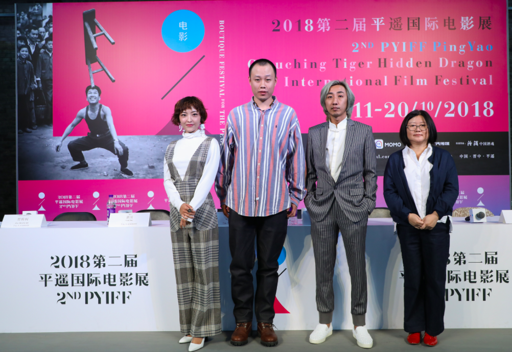 7fdc6ef87daccd350550eb3b6d74b135