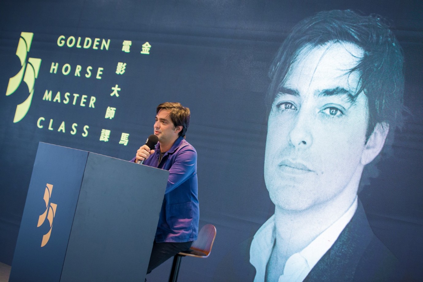 E6339ad33bfd085d3cc7d79f4bb284b4