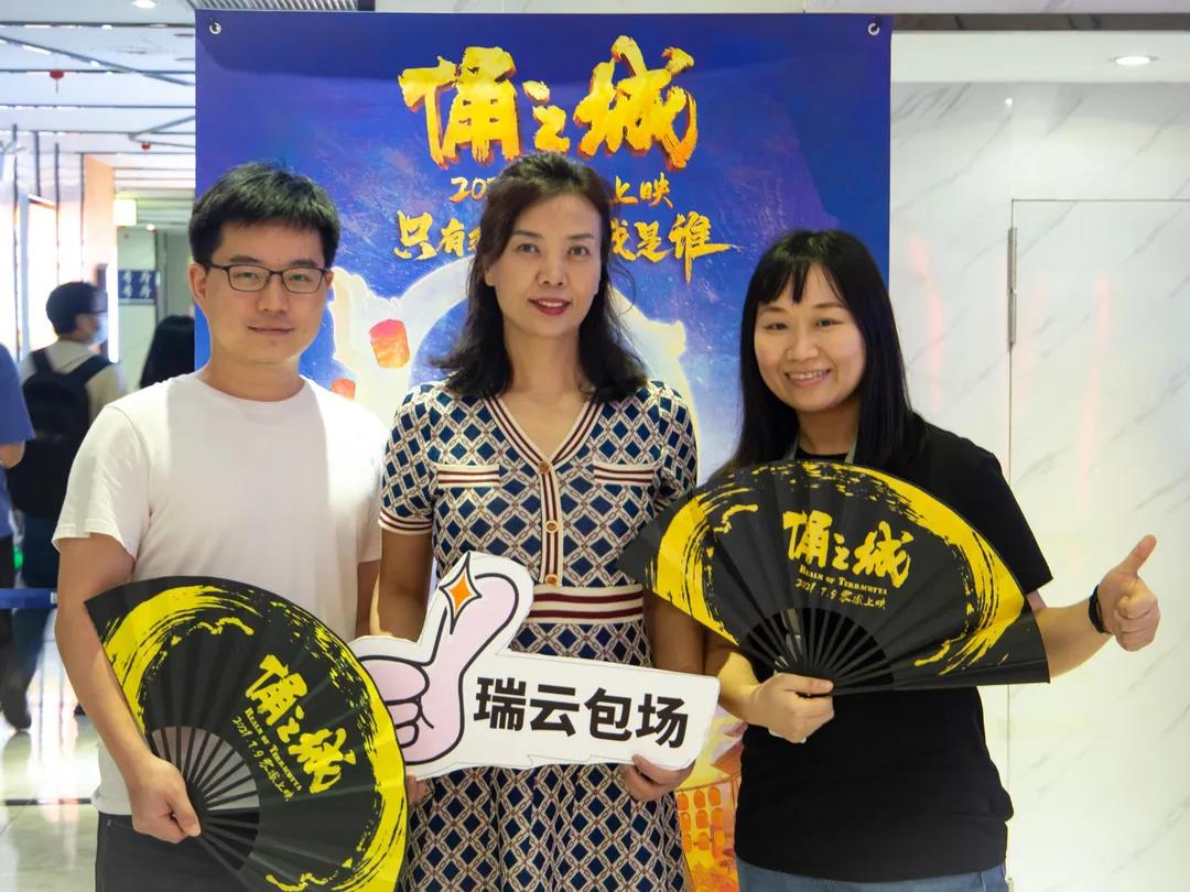 1cd2e8adbe24174d6a8735d369e81c33