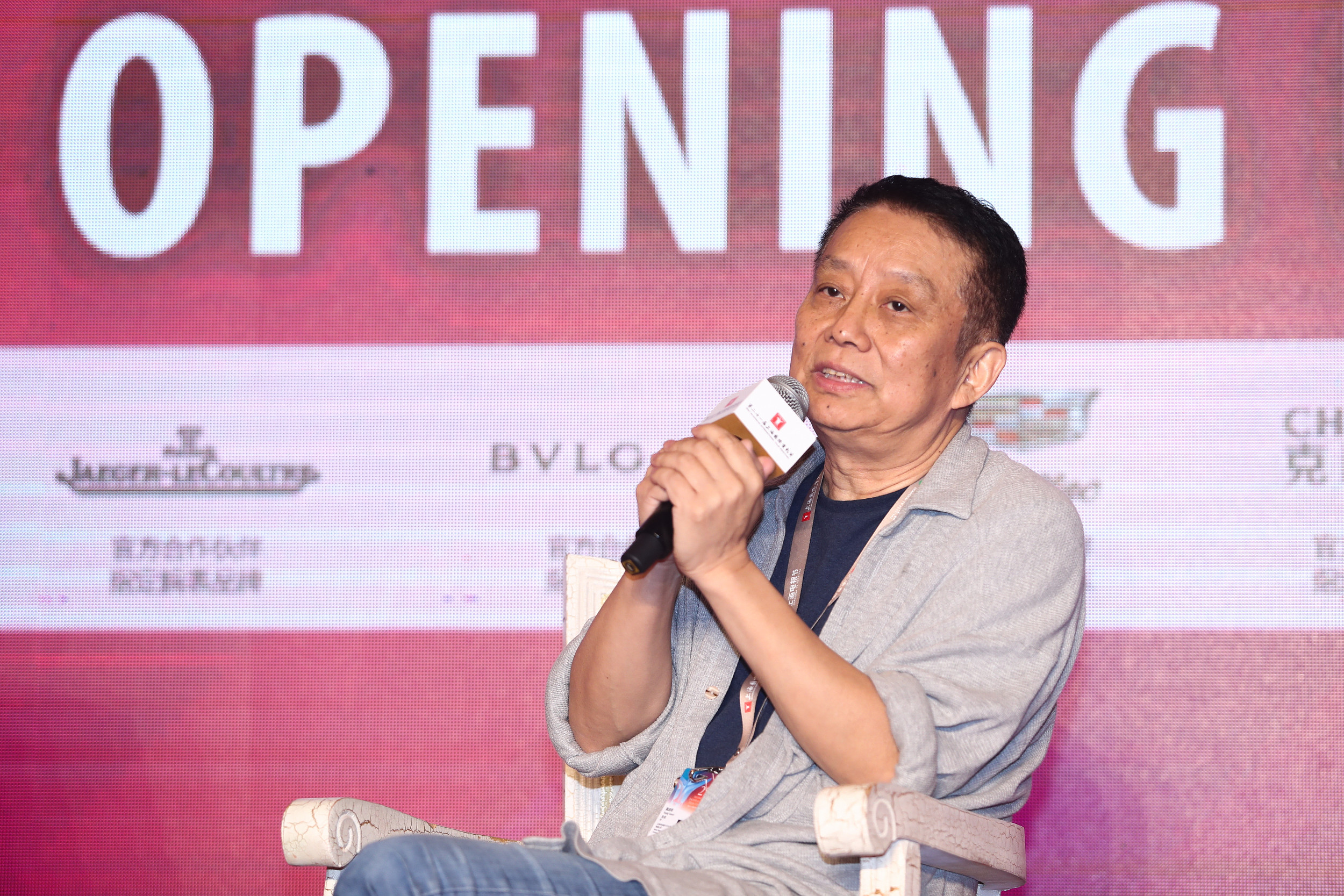 黄建新导演关于工业化的观点和想法