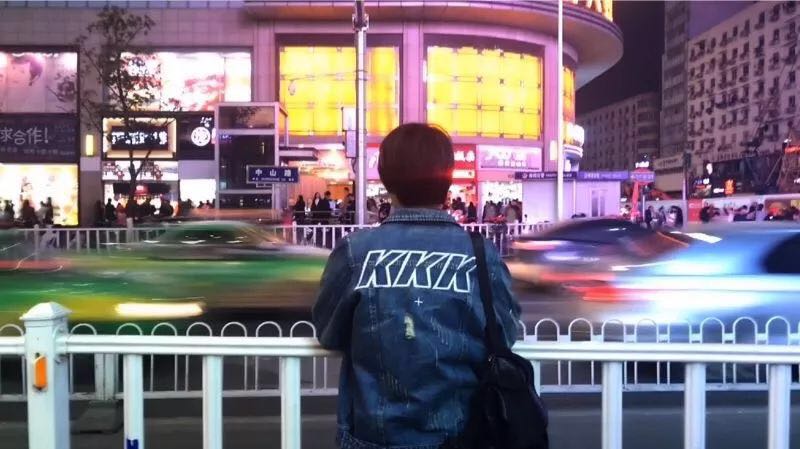 B2f6cd8a15aadd21fd76c1a1a04123e1